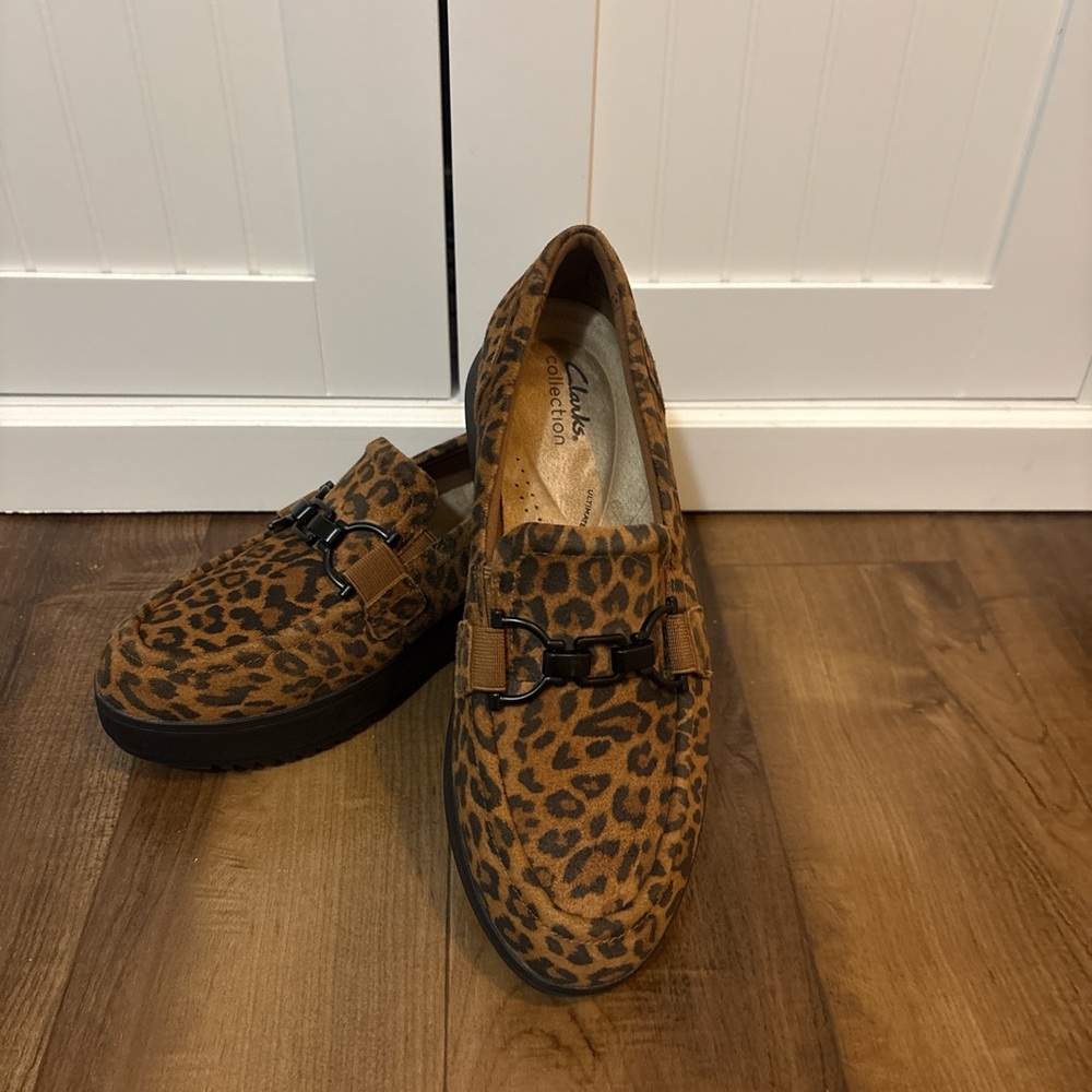 Clarks Leopard Print Chunky Platform Loafers Women’s 9 Mob Wife Statement